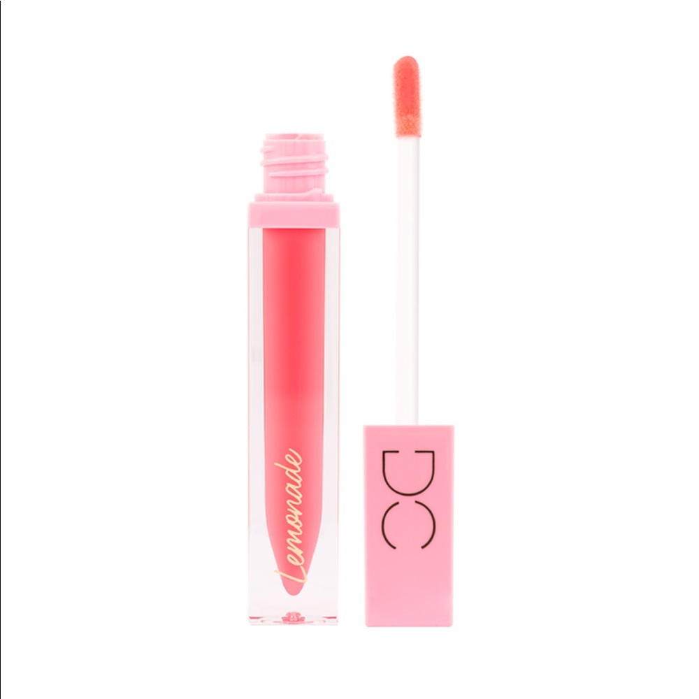 DominiqueCosmetics: Lipgloss (Strawberry Lemonade)